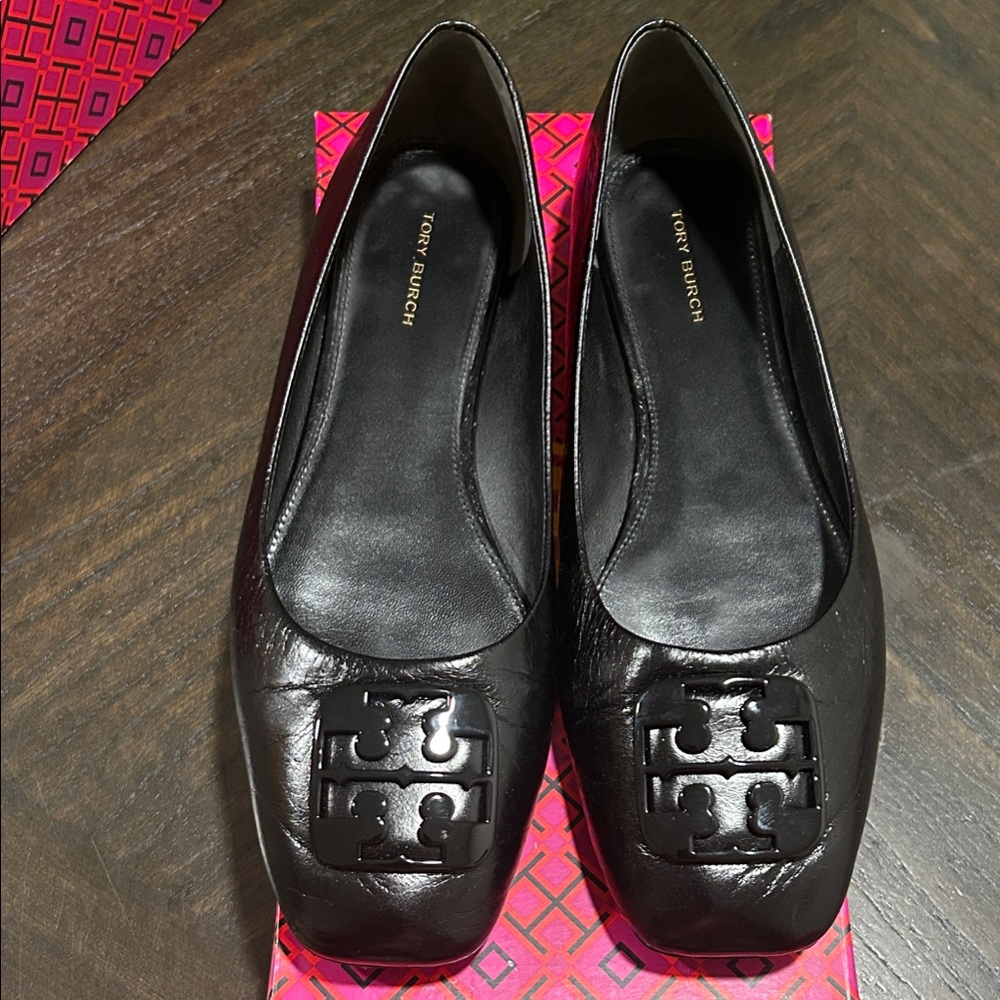 Tory Burch Black Leather Women's Loafers